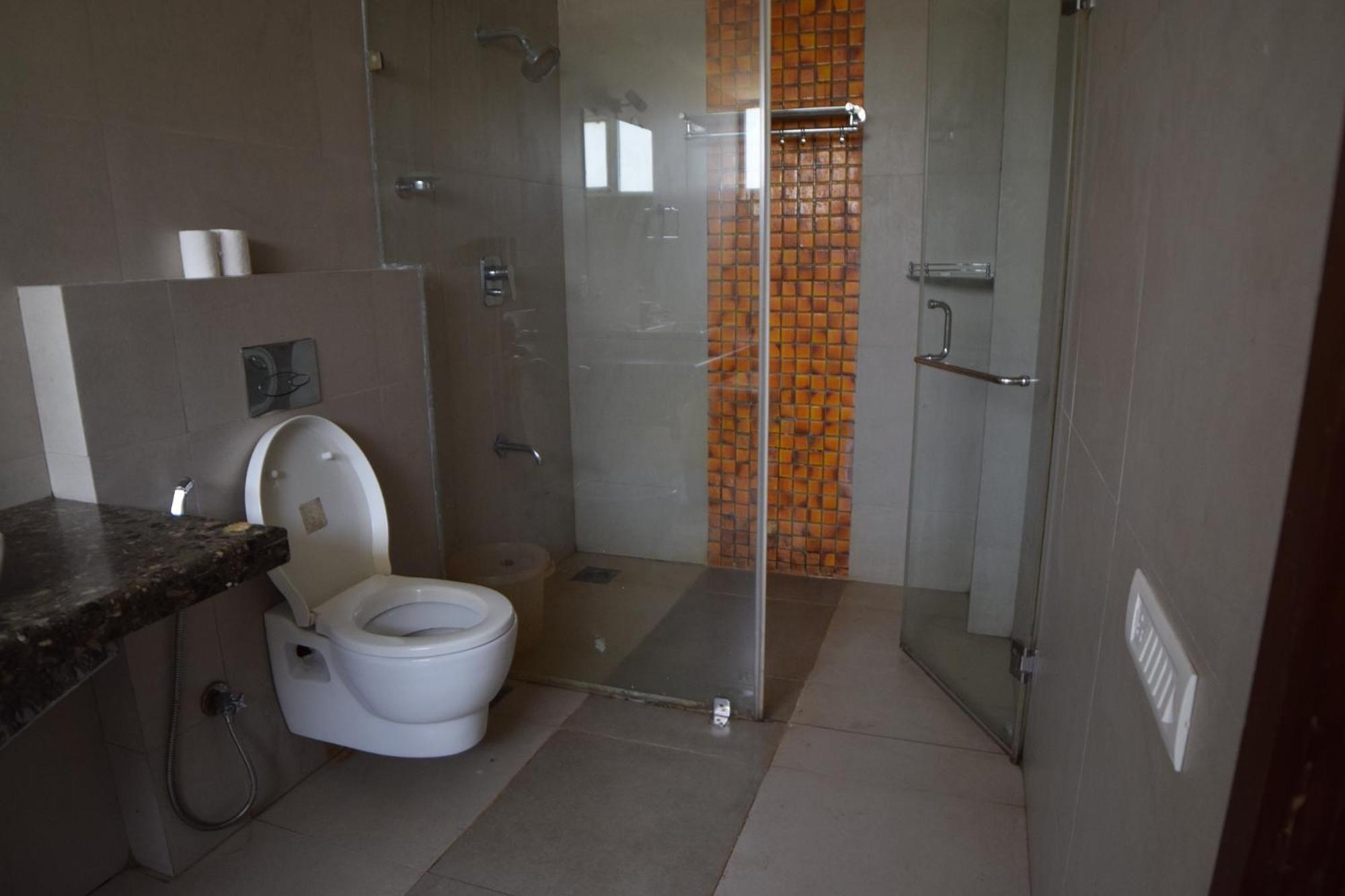 The Eternal Wave By Krish Retreat Apartment กาลังกูติ ภายนอก รูปภาพ