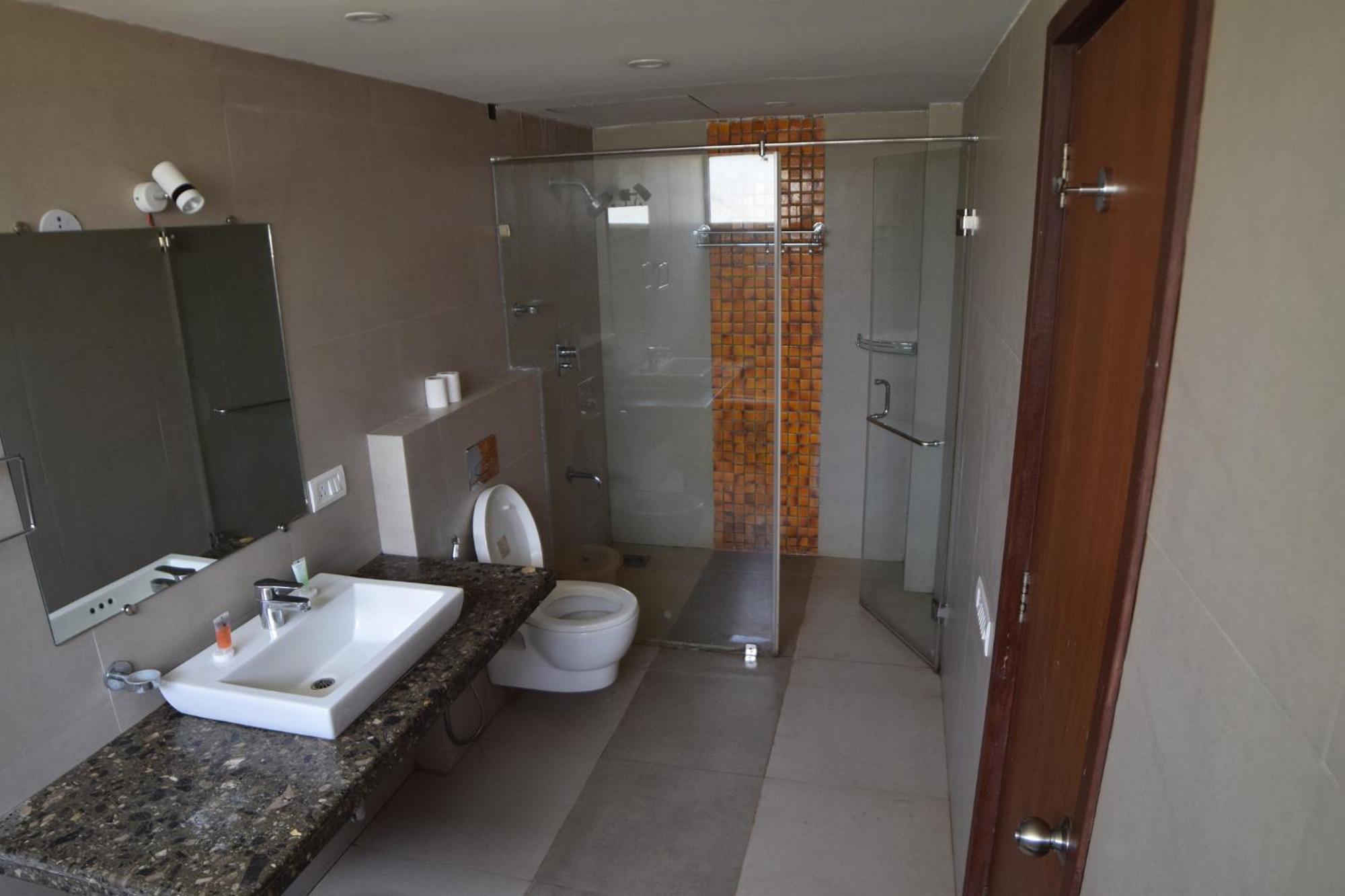 The Eternal Wave By Krish Retreat Apartment กาลังกูติ ภายนอก รูปภาพ