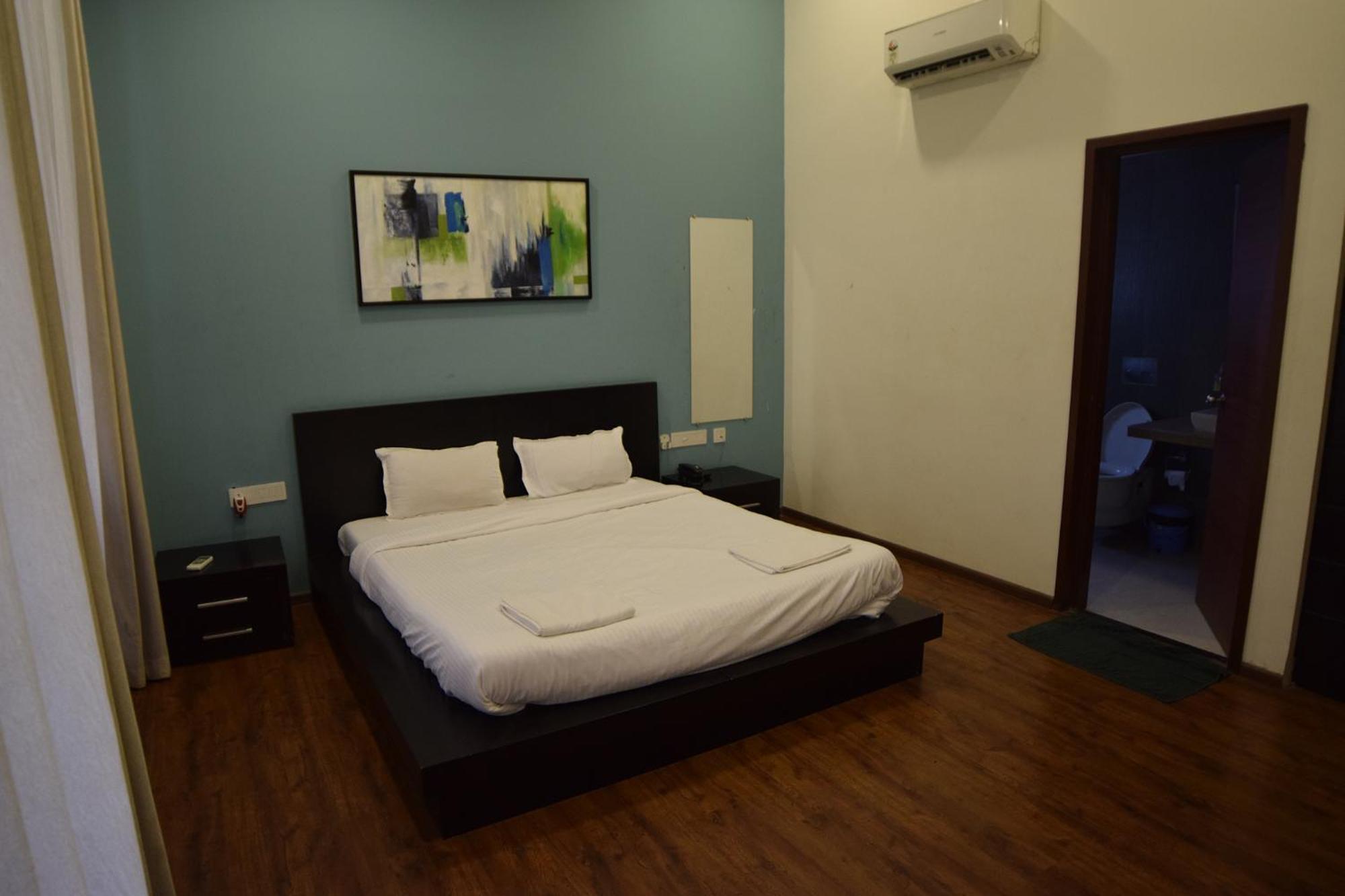 The Eternal Wave By Krish Retreat Apartment กาลังกูติ ภายนอก รูปภาพ