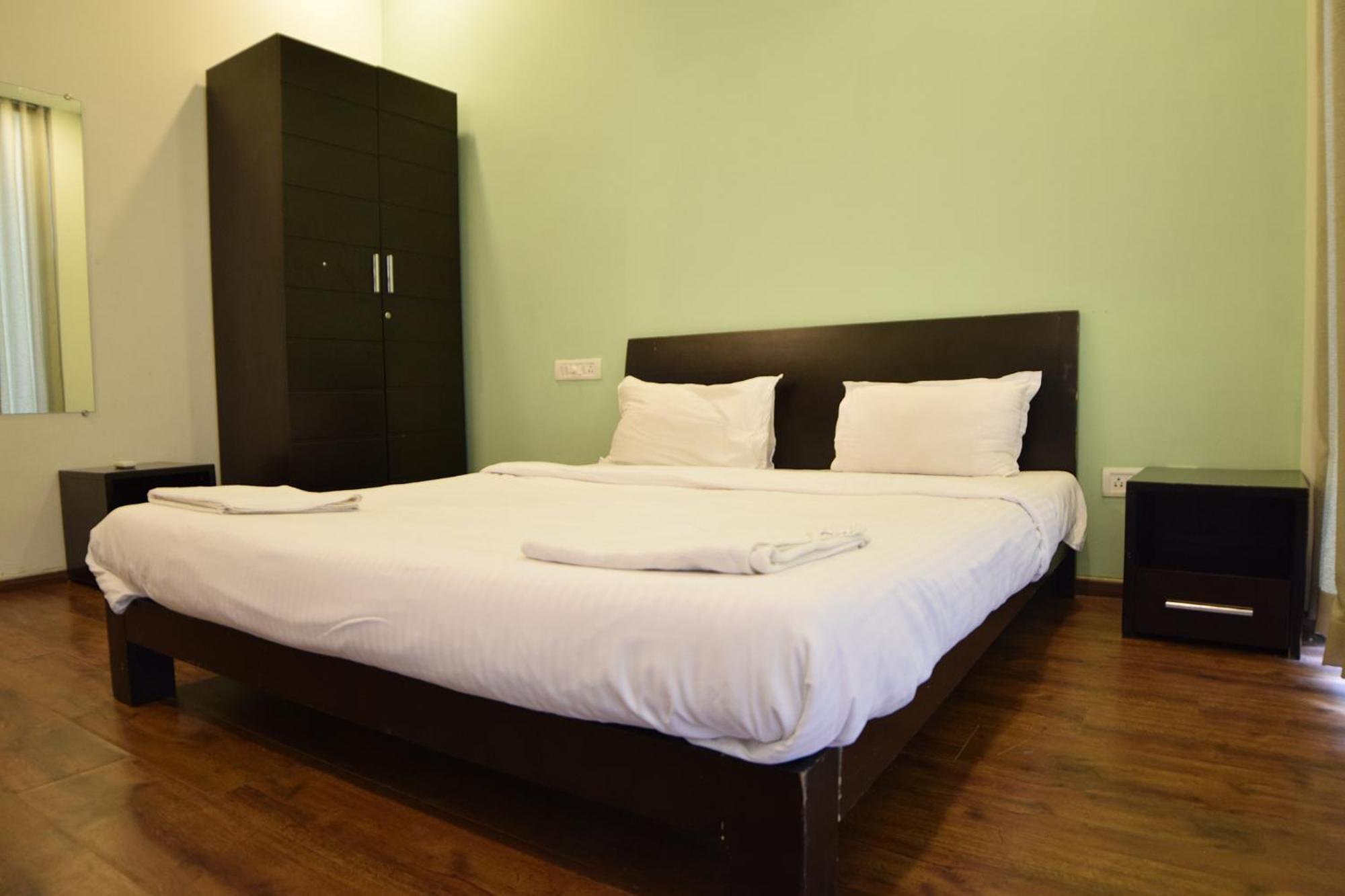 The Eternal Wave By Krish Retreat Apartment กาลังกูติ ภายนอก รูปภาพ